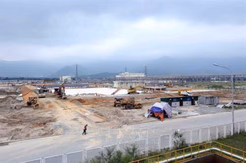 Một góc nhà máy gang thép Hưng Nghiệp Formosa Hà Tĩnh. Ảnh: Quang Quyết-TTXVN