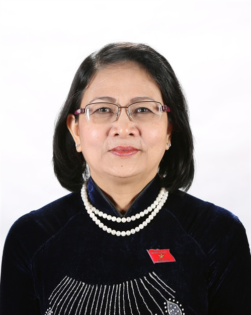 Tại phiên họp sáng 8/4/2016 của Kỳ họp thứ 11, Quốc hội khóa XIII, đồng chí Đặng Thị Ngọc Thịnh, Ủy viên Trung ương Đảng, Phó Chánh Văn phòng Trung ương Đảng đã được bầu làm Phó Chủ tịch nước Cộng hòa Xã hội chủ nghĩa Việt Nam. Ảnh: TTXVN