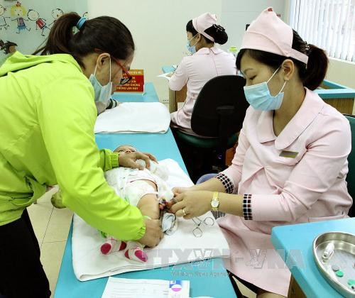 Vắc xin tiêm chủng mở rộng được bảo quản nghiêm ngặt ảnh 1