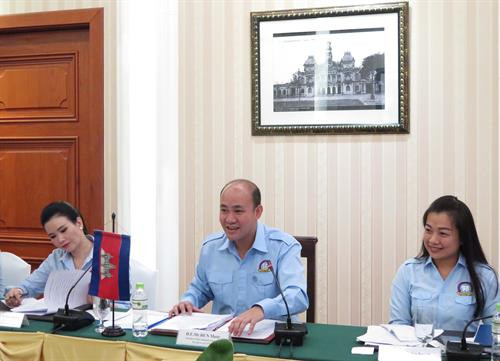 Chủ tịch Hội LHTN Campuchia Hun Many phát biểu tại buổi hội đàm