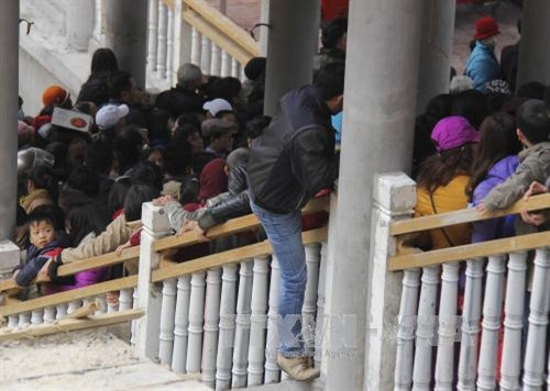 Biển người chen chúc trong ngày khánh thành chùa Ngọa Vân ảnh 4