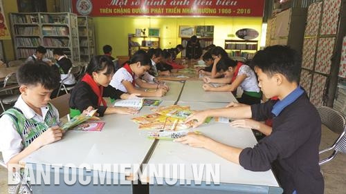 Trong năm học 2016 - 2017, huyện Văn Chấn đã xây mới 18 phòng học cùng nhiều công trình phụ trợ với kinh phí nhiều tỷ đồng