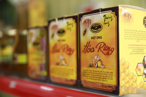 Một số sản phẩm nông sản sạch được bán rộng rãi tại hệ thống các cửa hàng nông sản sạch của Hà Nội.