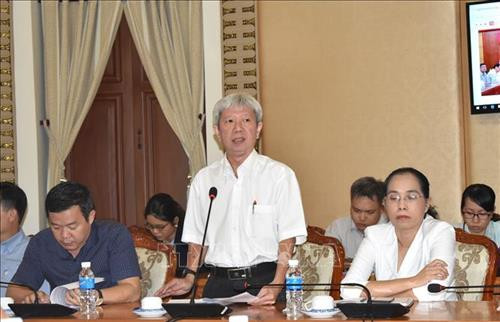 Đại biểu phát biểu tại hội nghị. Ảnh: Trần Xuân Tình - TTXVN Đại biểu phát biểu tại hội nghị. Ảnh: Trần Xuân Tình - TTXVN