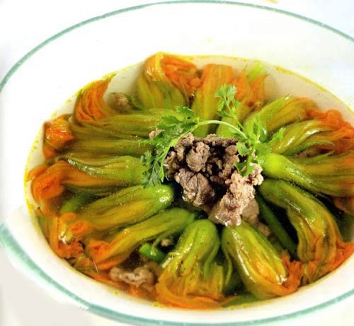 Hoa bí ngô - món ăn bài thuốc quý ảnh 2 Hoa bí ngô - món ăn bài thuốc quý ảnh 2