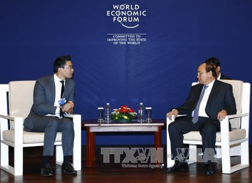 Thủ tướng Nguyễn Xuân Phúc tiếp ông Philipp Roesler, Giám đốc điều hành Diễn đàn Kinh tế thế giới (WEF). Ảnh: Thống Nhất – TTXVN. Thủ tướng Nguyễn Xuân Phúc tiếp ông Philipp Roesler, Giám đốc điều hành Diễn đàn Kinh tế thế giới (WEF). Ảnh: Thống Nhất – TTXVN.