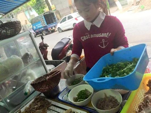 Mê mẩn món phở gà gạo lứt Bắc Hà ảnh 3