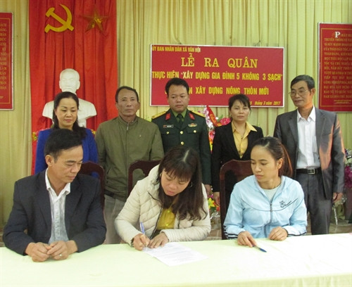 Các ngành, đoàn thể của xã Vân Hội, huyện Trấn Yên ký cam kết thực hiện “xây dựng gia đình 5 không 3 sạch” Các ngành, đoàn thể của xã Vân Hội, huyện Trấn Yên ký cam kết thực hiện “xây dựng gia đình 5 không 3 sạch”