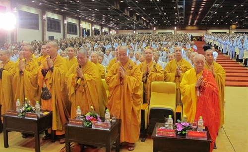 Đail lễ có sự tham dự của đông đảo Hòa Thượng, tăng ni, phật tử. Ảnh: Đức Phương- TTXVN Đail lễ có sự tham dự của đông đảo Hòa Thượng, tăng ni, phật tử. Ảnh: Đức Phương- TTXVN