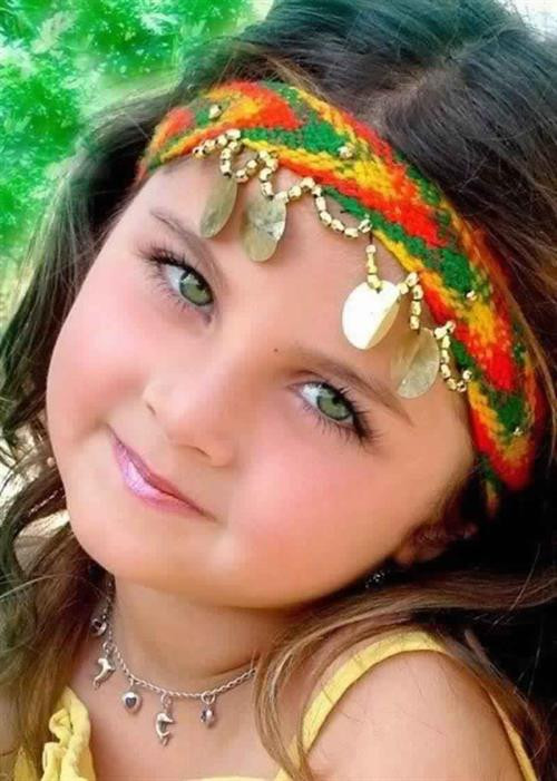 Một em bé người Hunza Một em bé người Hunza