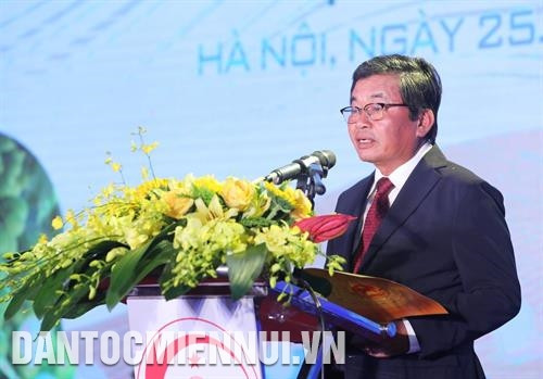 Chủ tịch Ủy ban Nhân dân tỉnh Ninh Thuận Lưu Xuân Vĩnh cho biết: “Ngày Văn hóa, Du lịch Ninh Thuận tại Hà Nội nhằm giới thiệu, quảng bá và tôn vinh văn hóa, du lịch của tỉnh với người dân Thủ đô…”. Ảnh: Khải Hoàn