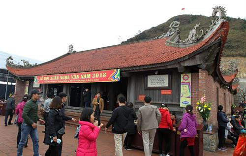 Lễ khai hội Xuân Ngọa Vân năm 2018. Ảnh: TTXVN