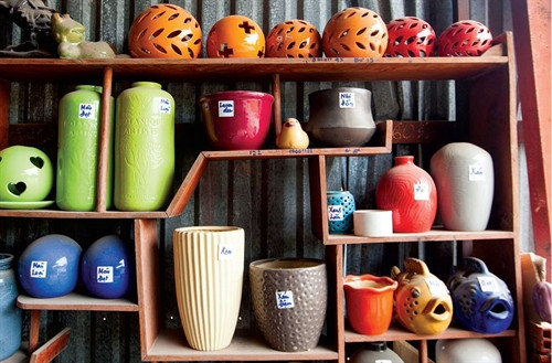 Các sản phẩm gốm, sứ gia dụng Tân Phước Khánh rất được khách hàng trong và ngoài nước ưa chuộng.