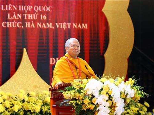 Hòa thượng, Giáo sư, Tiến sĩ Phra Brahmapundit, Chủ tịch sáng lập Ủy ban Tổ chức quốc tế Đại lễ Phật đản Liên hợp quốc phát biểu. Ảnh: Thống Nhất - TTXVN Hòa thượng, Giáo sư, Tiến sĩ Phra Brahmapundit, Chủ tịch sáng lập Ủy ban Tổ chức quốc tế Đại lễ Phật đản Liên hợp quốc phát biểu. Ảnh: Thống Nhất - TTXVN
