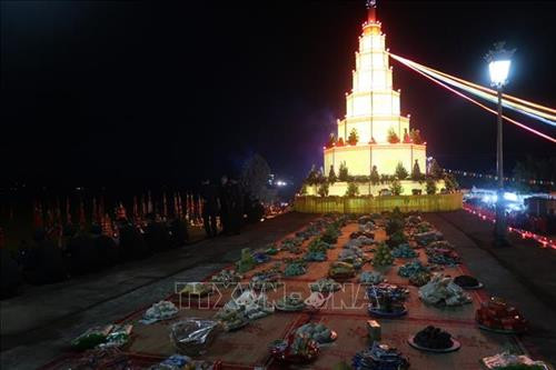 Quang cảnh Lễ cầu an. Ảnh: Hiền Anh-TTXVN Quang cảnh Lễ cầu an. Ảnh: Hiền Anh-TTXVN
