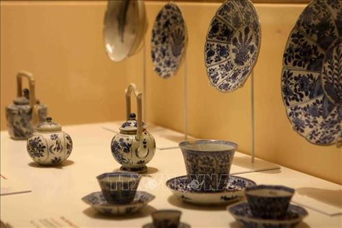 Hiện vật được trưng bày. Ảnh: Thanh Tùng-TTXVN Hiện vật được trưng bày. Ảnh: Thanh Tùng-TTXVN