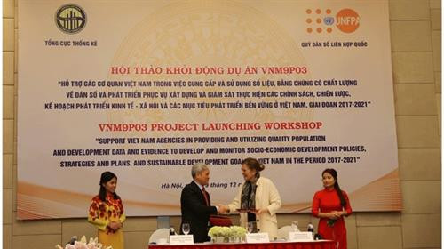 Việt Nam hợp tác với Quốc tế trong lĩnh vực dân số. Ảnh: nhandan.com.vn Việt Nam hợp tác với Quốc tế trong lĩnh vực dân số. Ảnh: nhandan.com.vn