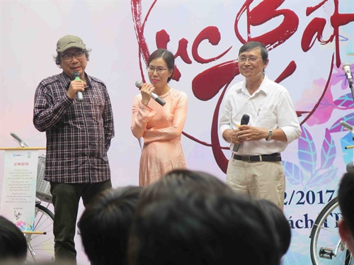 Nhà thơ Cao Xuân Sơn phát biểu tại buổi tổng kết. Ảnh: Yến Thanh - DT&MN/TTXVN. Nhà thơ Cao Xuân Sơn phát biểu tại buổi tổng kết. Ảnh: Yến Thanh - DT&MN/TTXVN.