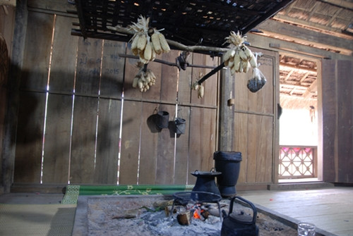 Gian bếp cũng có thể là nơi ở của phụ nữ sau khi sinh.