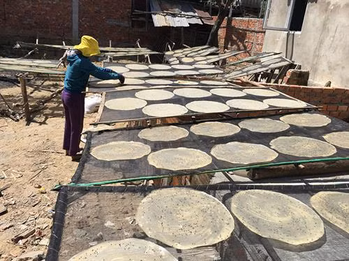 Bánh tráng cuốn Đại Lộc thơm ngon qua bao thế hệ ảnh 4