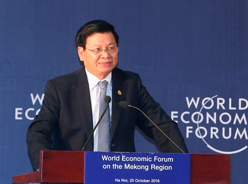 Thủ tướng Lào Thongloun Sisoulith phát biểu. Ảnh: TTXVN