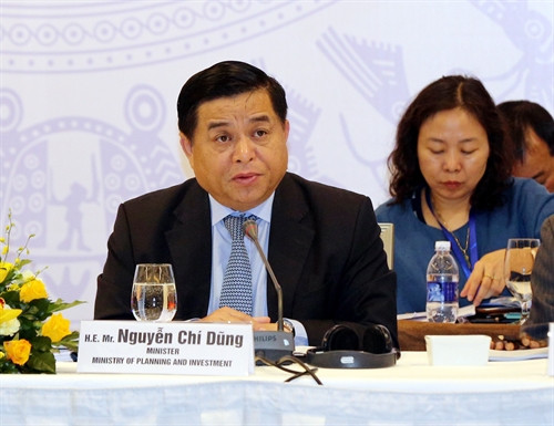 Ông Nguyễn Chí Dũng, Bộ trưởng Bộ Kế hoạch và Đầu tư phát biểu. Ảnh: Danh Lam – TTXVN Ông Nguyễn Chí Dũng, Bộ trưởng Bộ Kế hoạch và Đầu tư phát biểu. Ảnh: Danh Lam – TTXVN