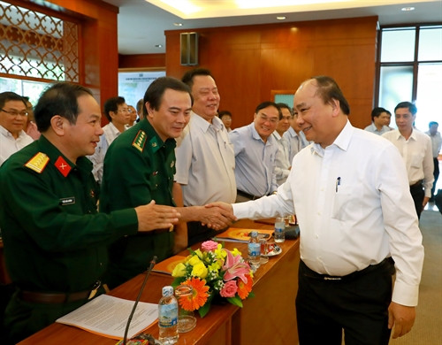 Thủ tướng Nguyễn Xuân Phúc với các đại biểu. Ảnh: Thống Nhất – TTXVN