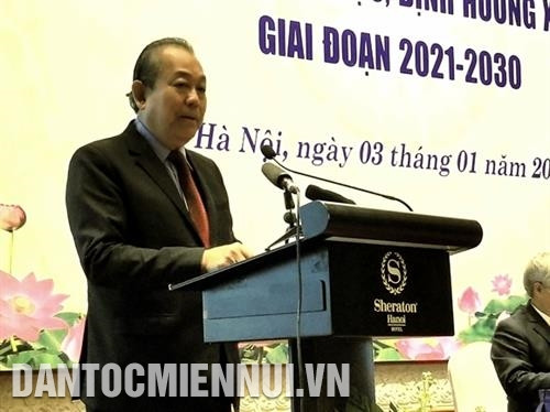 Ủy viên Bộ Chính trị, Phó Thủ tướng Thường trực Chính phủ Trương Hòa Bình phát biểu chỉ đạo Hội thảo. Ảnh: Hoàng Hải Ủy viên Bộ Chính trị, Phó Thủ tướng Thường trực Chính phủ Trương Hòa Bình phát biểu chỉ đạo Hội thảo. Ảnh: Hoàng Hải