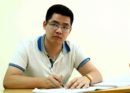 Vũ Đức Tài, học sinh lớp 12, Trường Trung học phổ thông chuyên Lê Hồng Phong, Nam Định. đọat Huy chương Đồng. Ảnh: Quý Trung- TTXVN