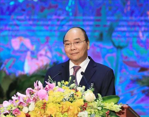 Thủ tướng Nguyễn Xuân Phúc đọc diễn văn tại lễ kỷ niệm. Ảnh: Thống Nhất – TTXVN Thủ tướng Nguyễn Xuân Phúc đọc diễn văn tại lễ kỷ niệm. Ảnh: Thống Nhất – TTXVN