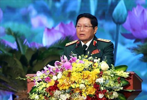 Đại tướng Ngô Xuân Lịch, Uỷ viên Bộ Chính trị, Phó Bí thư Quân uỷ Trung ương, Bộ trưởng Bộ Quốc phòng đọc diễn văn kỷ niệm. Ảnh: Dương Giang - TTXVN Đại tướng Ngô Xuân Lịch, Uỷ viên Bộ Chính trị, Phó Bí thư Quân uỷ Trung ương, Bộ trưởng Bộ Quốc phòng đọc diễn văn kỷ niệm. Ảnh: Dương Giang - TTXVN