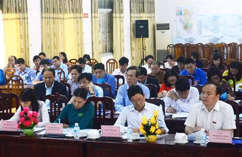Các đại biểu dự kỳ họp. Nguồn ảnh: baotuyenquang.com.vn