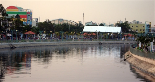 Người dân hai bên bờ kênh Tân Hóa-Lò Gốm đã không còn phải sống trong cảnh ô nhiễm môi trường nghiêm trọng trước đây.