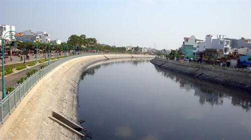 Khu nhà ổ chuột được di dời xây mới hai bên bờ kênh Tân Hóa-Lò Gốm