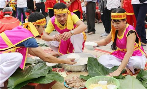 Giỗ tổ Hùng Vương - Lễ hội Đền Hùng năm 2019: Nhiều hoạt động đặc sắc phục vụ du khách ảnh 5 Giỗ tổ Hùng Vương - Lễ hội Đền Hùng năm 2019: Nhiều hoạt động đặc sắc phục vụ du khách ảnh 5