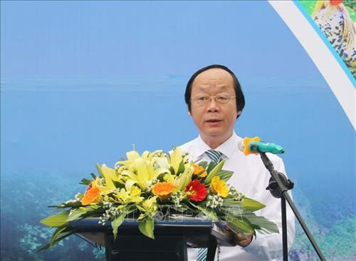 Ông Võ Tuấn Nhẫn, Thứ trưởng Bộ Tài nguyên và Môi trường phát biểu tại lễ mít tinh. Ảnh: Ninh Đức Phương - TTXVN Ông Võ Tuấn Nhẫn, Thứ trưởng Bộ Tài nguyên và Môi trường phát biểu tại lễ mít tinh. Ảnh: Ninh Đức Phương - TTXVN