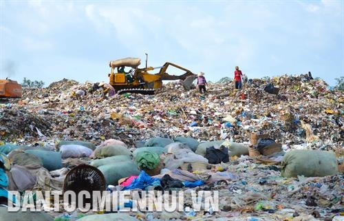 Rác thải với túi nilon nằm chất đống tại khu vực Nhà máy xử lý rác thải thành phố Cà Mau. Ảnh: Huỳnh Thế Anh Các vật dụng từ thiên nhiên được khuyên dùng để thay thế cho các vật dụng nhựa hàng ngày ở Đà Nẵng. Ảnh: Huỳnh Thế Anh Rác thải với túi nilon nằm chất đống tại khu vực Nhà máy xử lý rác thải thành phố Cà Mau. Ảnh: Huỳnh Thế Anh Các vật dụng từ thiên nhiên được khuyên dùng để thay thế cho các vật dụng nhựa hàng ngày ở Đà Nẵng. Ảnh: Huỳnh Thế Anh