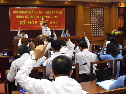 Quang cảnh kỳ họp thứ 2 HĐND tỉnh Tây Ninh khóa IX. Ảnh: Thanh Tân- TTXVN