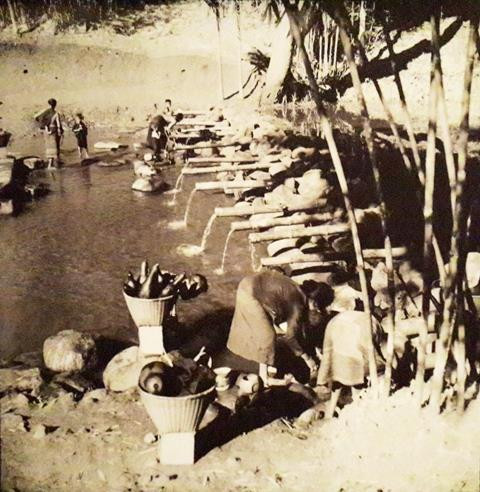 Bến nước của người Ê Đê ở Buôn Jun. Bến nước của người Ê Đê ở Buôn Jun.