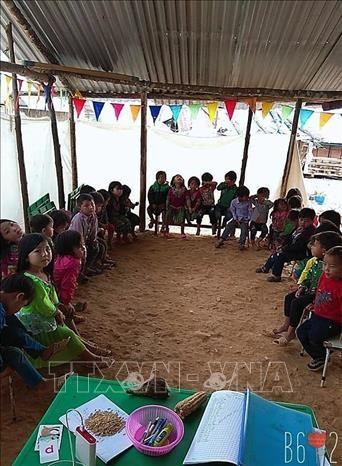 Trên địa bàn Lai Châu còn nhiều lớp học tạm bợ, nguy hiểm cho giáo viên, học sinh trong mùa mưa bão. Ảnh (tư liệu): Việt Hoàng – TTXVN Trên địa bàn Lai Châu còn nhiều lớp học tạm bợ, nguy hiểm cho giáo viên, học sinh trong mùa mưa bão. Ảnh (tư liệu): Việt Hoàng – TTXVN