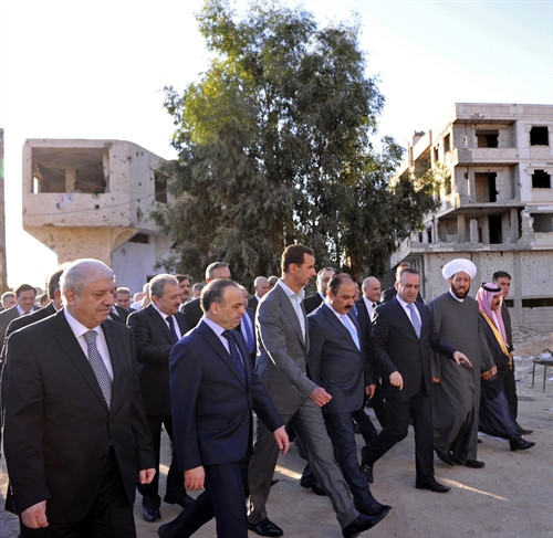 Tổng thống Syria Bashar al-Assad (giữa, hàng đầu). EPA/ TTXVN