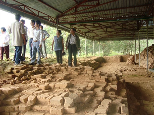 Di tích Cát Tiên ngày càng thu hút du khách