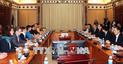 Quang cảnh buổi tiếp. Ảnh: Xuân Khu-TTXVN Quang cảnh buổi tiếp. Ảnh: Xuân Khu-TTXVN