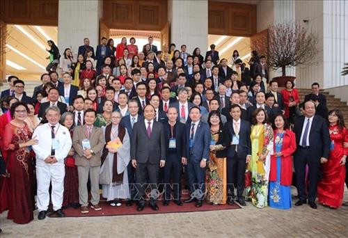 Thủ tướng Nguyễn Xuân Phúc với các đại biểu. Ảnh: Dương Giang - TTXVN