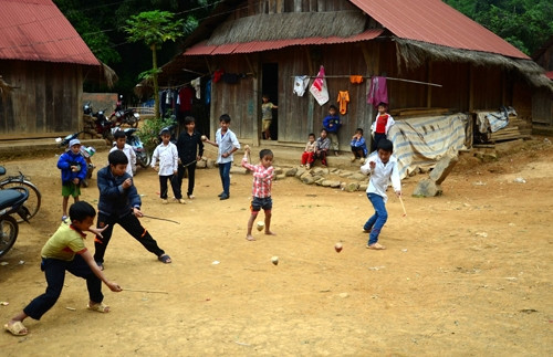 Ăn Tết Ô Xị Chờ cùng đồng bào Si La ảnh 3