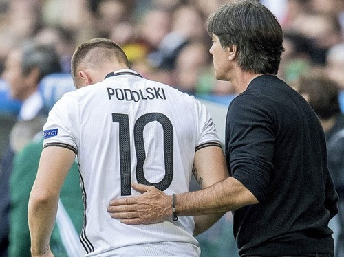 (Ảnh: dfb.de) (Ảnh: dfb.de)