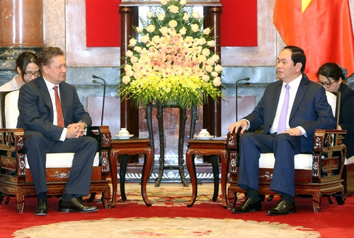 Chủ tịch nước Trần Đại Quang tiếp ông A.B. Miller, Chủ tịch Hội đồng quản trị Công ty Cổ phần mở Gazprom (Liên bang Nga) nhân chuyến thăm và làm việc tại Việt Nam. Ảnh: Nhan Sáng-TTXVN Chủ tịch nước Trần Đại Quang tiếp ông A.B. Miller, Chủ tịch Hội đồng quản trị Công ty Cổ phần mở Gazprom (Liên bang Nga) nhân chuyến thăm và làm việc tại Việt Nam. Ảnh: Nhan Sáng-TTXVN