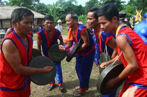 Lễ bỏ mả của đồng bào Raglai ảnh 12