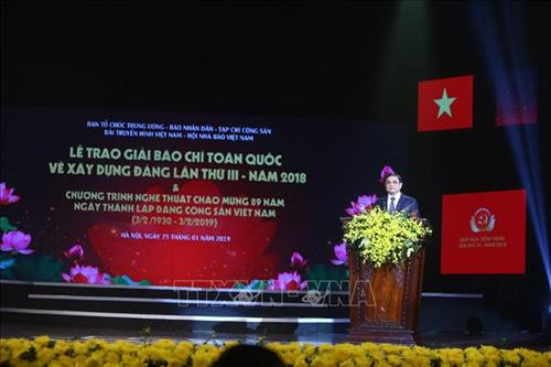 Ủy viên Bộ Chính trị, Trưởng Ban Tổ chức Trung ương Phạm Minh Chính phát biểu phát động Giải báo chí toàn quốc về xây dựng Đảng lần thứ IV. Ảnh: Minh Quyết - TTXVN Ủy viên Bộ Chính trị, Trưởng Ban Tổ chức Trung ương Phạm Minh Chính phát biểu phát động Giải báo chí toàn quốc về xây dựng Đảng lần thứ IV. Ảnh: Minh Quyết - TTXVN