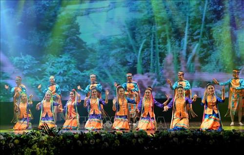 Đoàn nghệ thuật quốc gia Lào biểu diễn khai mạc tuần Văn hoá Lào 2018 tại Việt Nam ảnh 8 Đoàn nghệ thuật quốc gia Lào biểu diễn khai mạc tuần Văn hoá Lào 2018 tại Việt Nam ảnh 8